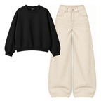 Baggy Jeans With Oversized Sweatshirt