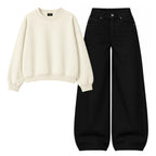Baggy Jeans With Oversized Sweatshirt