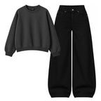 Baggy Jeans With Oversized Sweatshirt