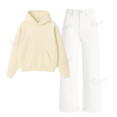 White Baggy Jeans With Oversized Hoodie